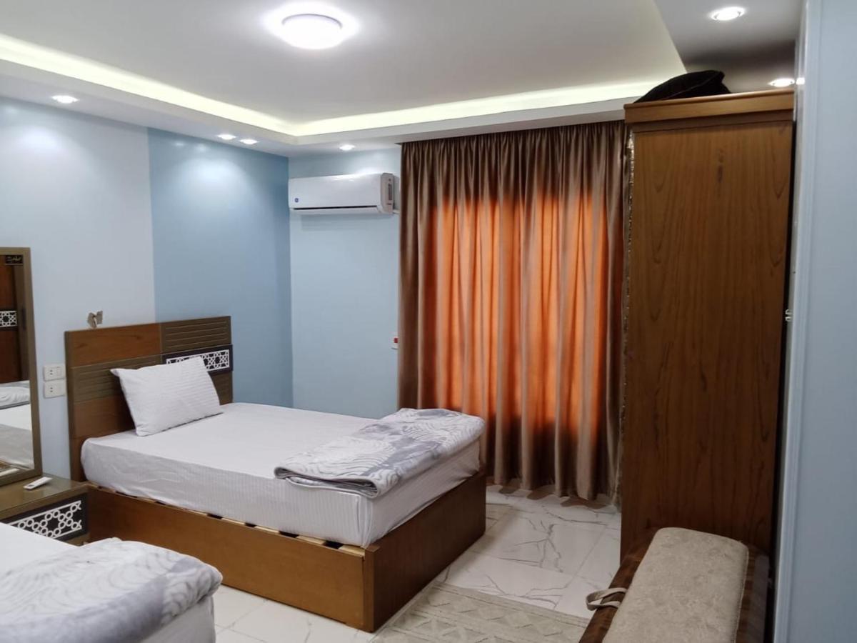 The Perfect In Al Muhandesin Nile Luxury